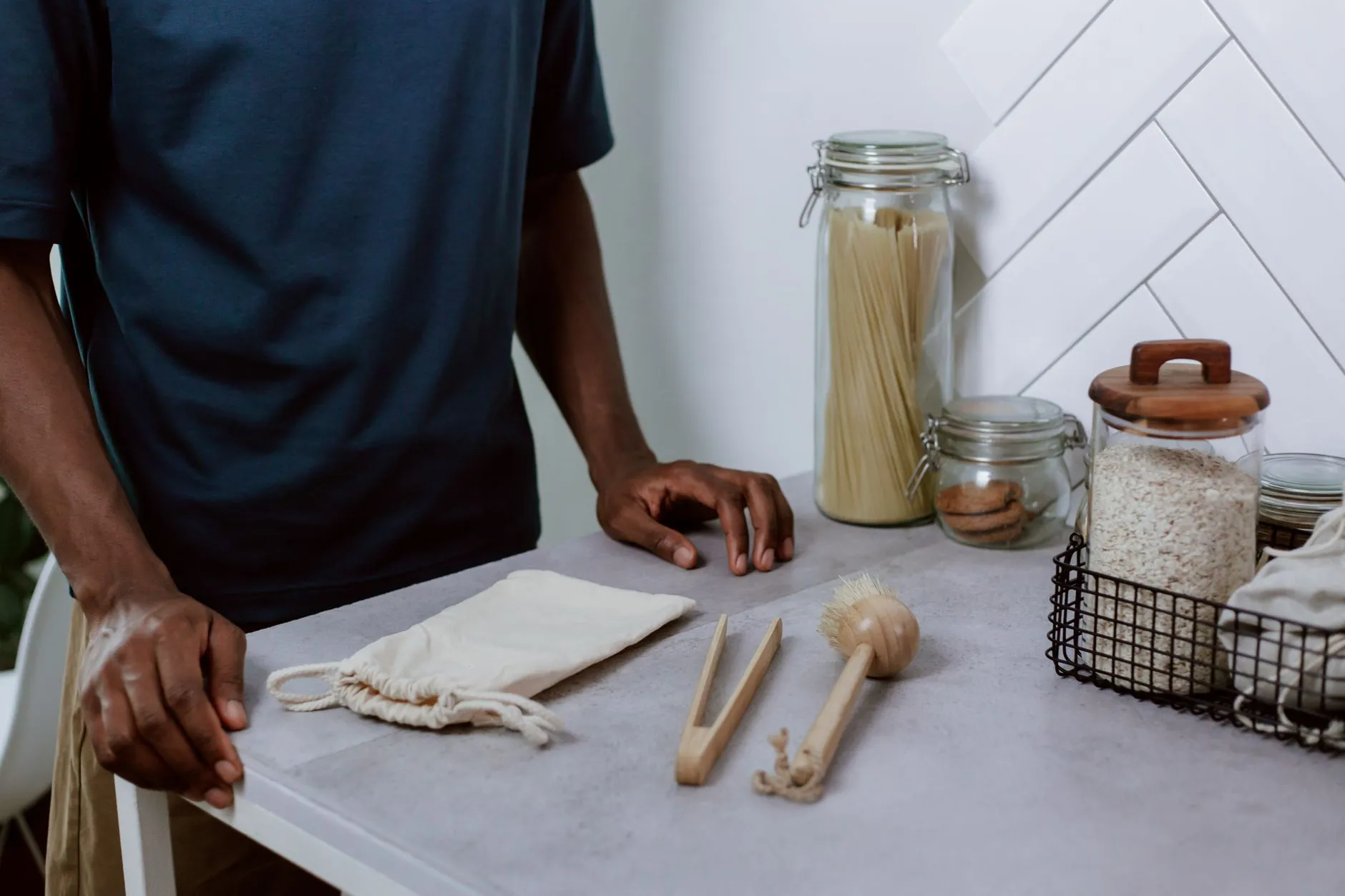 智慧水务建设中无线远传水表与漏损监测系统的协同应用方案